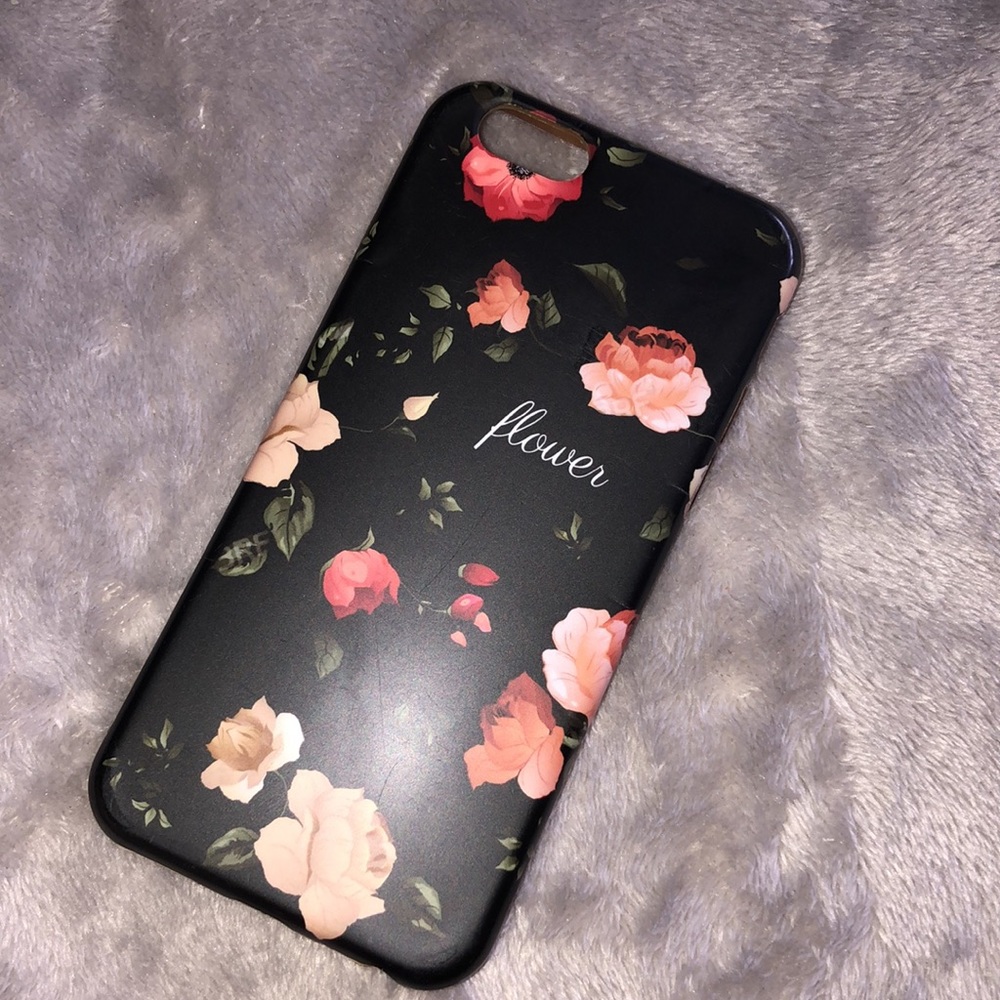 FREE‼️iPhone 6 6s floral black case